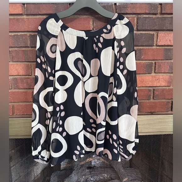 🛍️apostrophe Beautiful lining long sleeve blouse Size X-LARGE - Picture 3 of 10